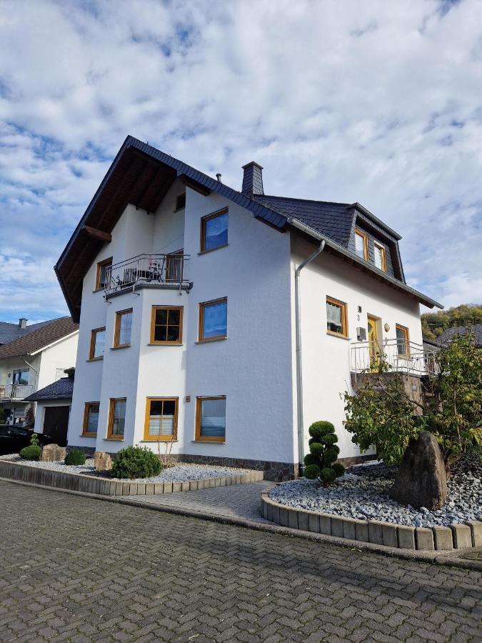 Ferienwohnung Moselzeit Alken Exteriör bild